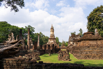 Fototapeta na wymiar Si Satchanalai Historical Park, Sukhothai, Thailand
