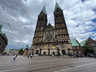 View Bremen Cathedral Building