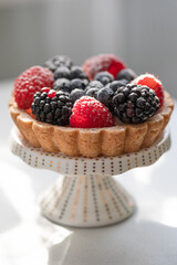 tart with berries