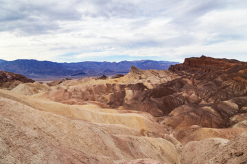 Fototapeta na wymiar red rock canyon in death valley