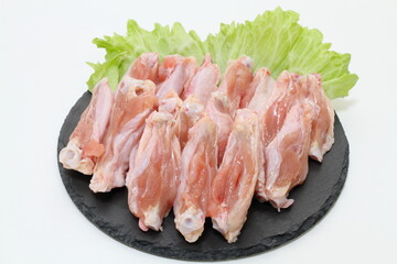 若鶏手羽中（生肉）