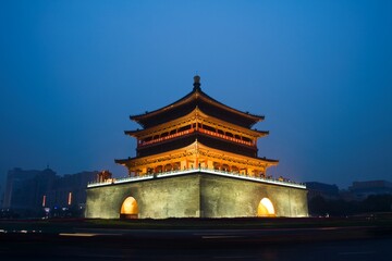 Night Scene of Bell Tower and Drum Tower,Xi'an - obrazy, fototapety, plakaty