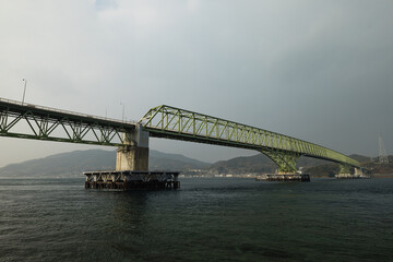 日本　山口県の大畠瀬戸にある本州と周防大島をつなぐ大島大橋
