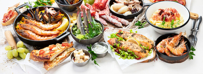 Freshly prepared delicious varieties of Mediterranean dishes.