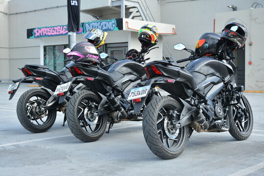 Kawasaki dominar 400 at overtake motor show in Paranaque, Philippines