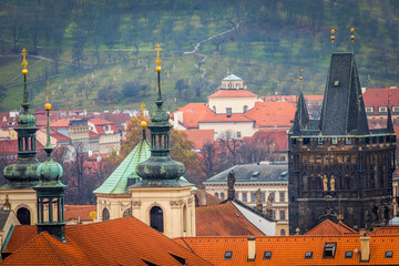 Obraz premium Panoramic view over the cityscape of Prague at dramatic sunset, Czech Republic