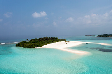 Helikopteransicht, Six Senses Kanuhura Island Resort, mit Stränden und Wasserbungalows, Lhaviyani Atoll, , Malediven, Indischer Ozean
