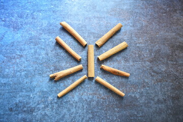 Raw whole dried Cinnamon bark