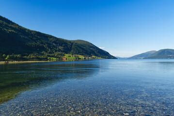 Blick über den Nordfjordeid in Norwegen