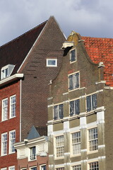 Naklejka premium Amsterdam Geldersekade Canal Brick House Facade, Netherlands