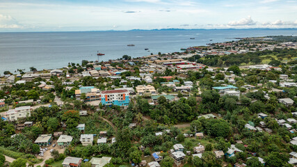 Obraz premium Urbanisation is slowly happening in Honiara as more and more buildings and roads are constructed.