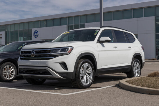 Volkswagen Atlas display at a dealership. VW offers the Atlas in SE, SEL, and SEL Premium models.