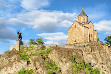 Fototapeta na wymiar The Virgin Mary Assumption Church of Metekhi on the cliff
