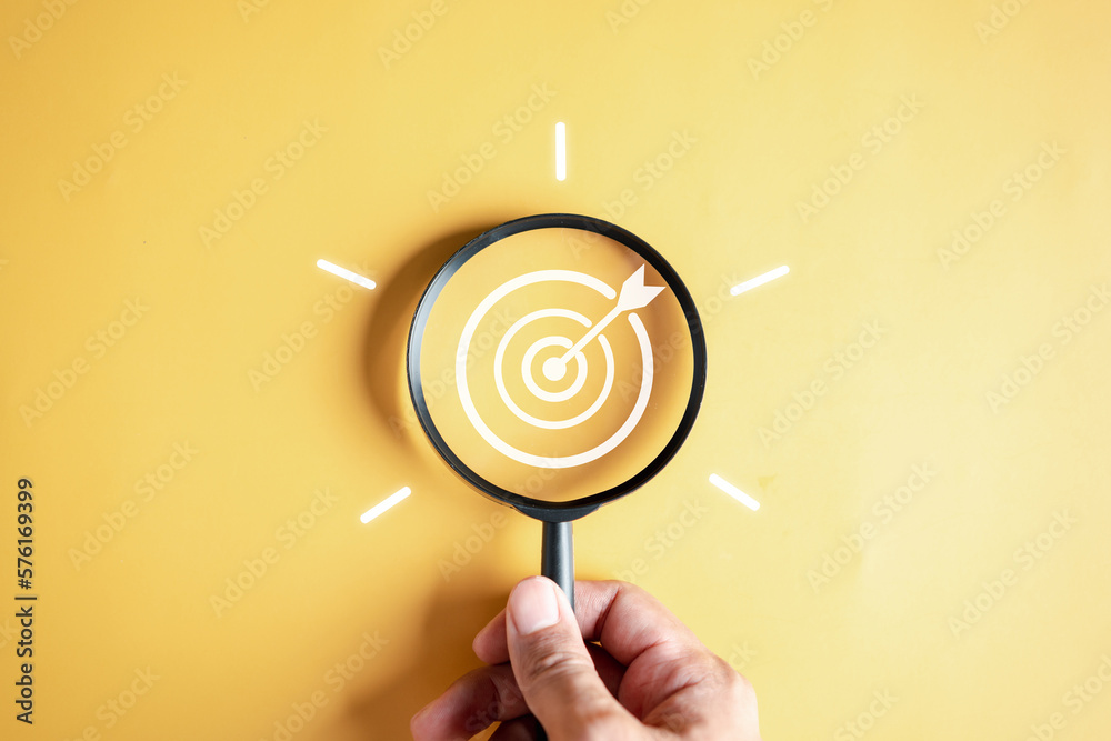 Poster Magnifier glass focus to target objective with idea creative light bulb icon. planning development leadership and customer target group concept...