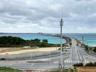 Miyako Island is on Okinawa where is a beach-lover’s paradise of immaculate, white sandy beaches. Only around 50 minutes by air from Naha, Miyako Island is a charming place to let your cares slip away