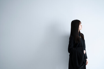 Fototapeta premium ロングヘアのクールな女性