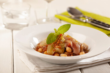 Whole wheat stew with pork and offal