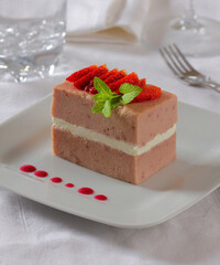 strawberry mousse with yogurt filling