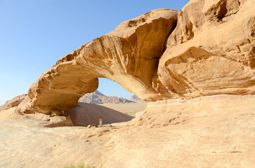 Gran arco de Wadi Rum (Jordania)