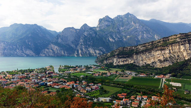 NagoTorbole Bilder Durchsuchen 1,669 Archivfotos, und