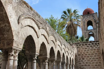 Fotobehang medieval monastery (san giovanni degli eremiti) in palermo in sicily (italy) © frdric