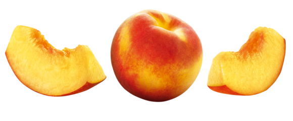 Pêssego fresco inteiro e fatias de pêssego maduro em fundo transparente