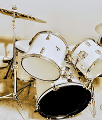 Obraz na płótnie Canvas drum and drumsticks