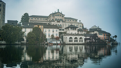 Obraz premium view of the town Isola San Giulio, Italy