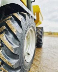Dumper truck wheels © Wendy