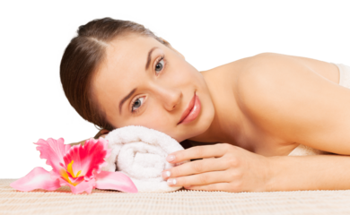 Beautiful and healthy woman relaxing in spa salon