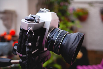 Plakat camera and lens