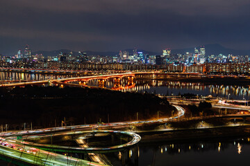 Fototapeta na wymiar View of night of Hangang(river) front side, Seoul, Korea 