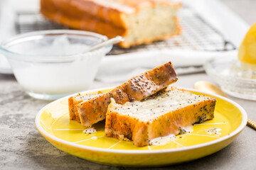 Lemon poppy cake with sugar sweet icing