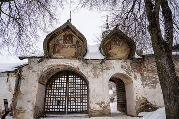Fototapeta premium old stone church in the old center in Veliky Novgorod on a winter day