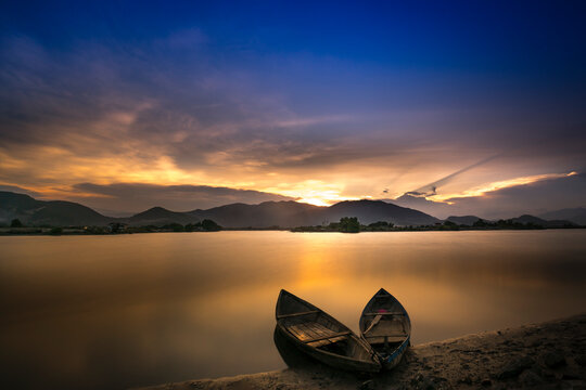Traditional boats and sunset views in Nha Trang, Vietnam