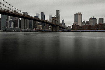 Fototapeta na wymiar The New York City skyline from Brooklyn