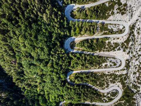 Along the mountainous roads of the Val Dogna to the slopes of the Montasio. Friuli.