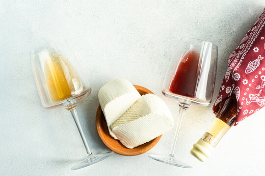 Georgian wine in glasses