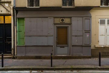 Obraz na płótnie Canvas Typical vintage french parisian boutique facade , storefront template , concept store design shop mockup