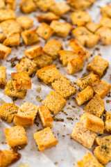 Croutons
