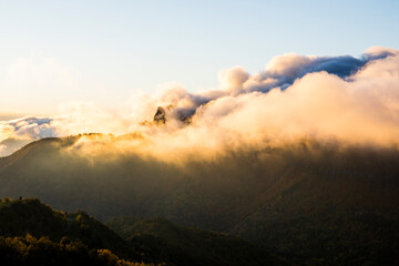 Obraz premium Autumn sunrise in Puigsacalm peak, La Garrotxa, Spain