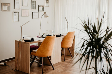 womans salon aesthetics beautiful nails massages gel polish interior design inspo makeup brushes candles ladies paradise 