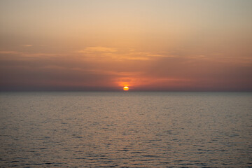 Sonnenuntergang über dem Mittelmeer