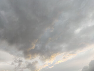 Obraz premium Sunset in the sky full of clouds