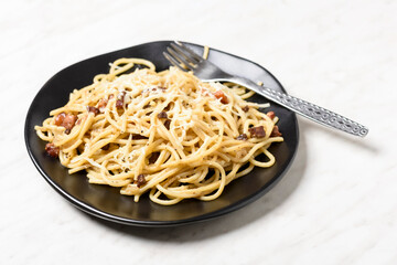 homemade spaghetti carbonara