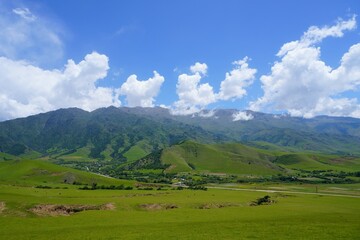Fototapeta na wymiar Paisaje de El Mollar, Tafi del Valle, Tucuman, Argentina, montañas.