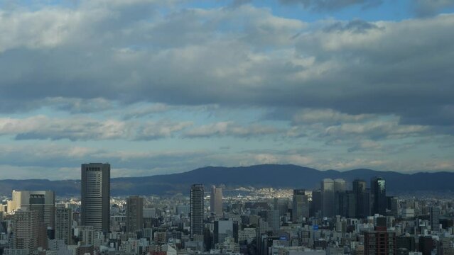 大阪梅田 大阪駅前第3ビル 最上階東側の眺望 (タイムラプス・クイックモーション)