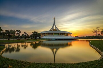 Fototapeta na wymiar Suan Luang Rama 9 public park at sunset Bangkok, Thailand
