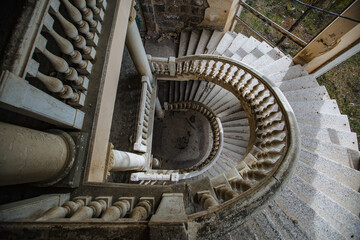 Top view of old vintage decorated staircase in abandoned mansion - obrazy, fototapety, plakaty
