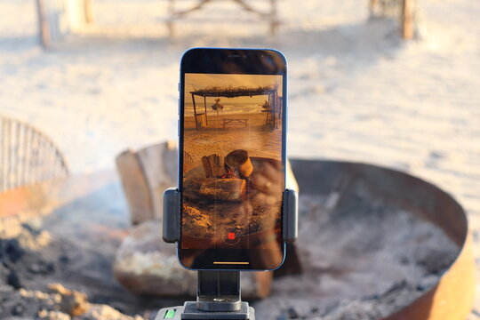 Beach, fire, sunset, sea.
Playa, fuego, atardecer, mar.